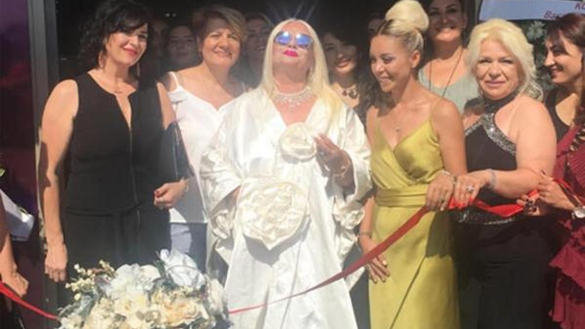 “Kıyafetim Osmanbey Dior”