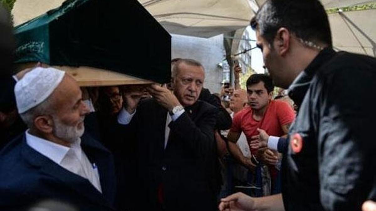 Cumhurbaşkanı Erdoğan, Prof. Dr. Emin Işık’ın cenazesine katıldı