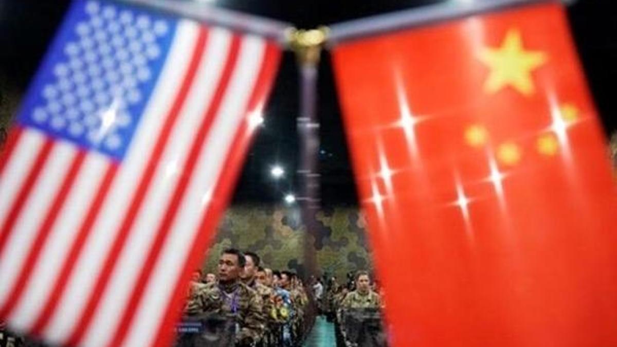 Dünyayı sarsan 'savaş'! Peş peşe hamleler geldi...