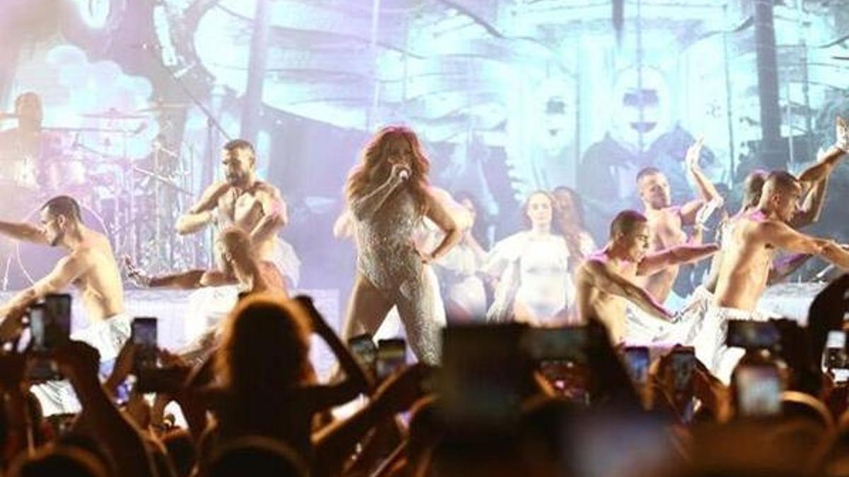 Antalya'da Jennifer Lopez rüzgarı