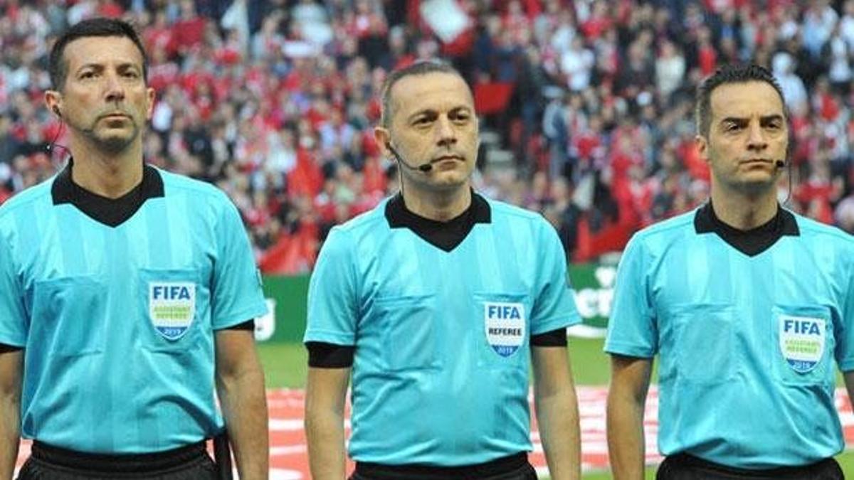 Süper Lig hakemlerinin en tecrübelisi Cüneyt Çakır