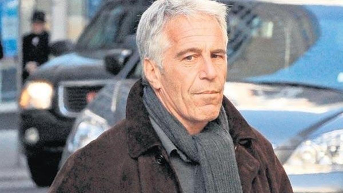 Tacizden tutuklanan ABD'li milyarder cezaevinde intihar etti