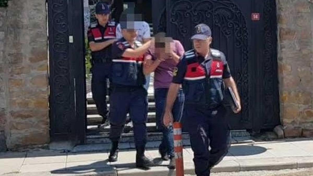 Jandarma'dan 'Şekerci Abi' operasyonu!