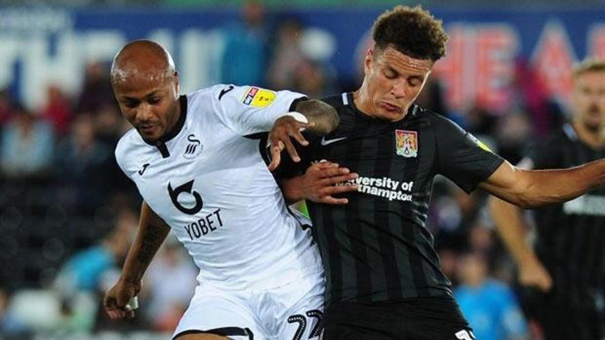 Andre Ayew ilk maçında 2 gol attı!