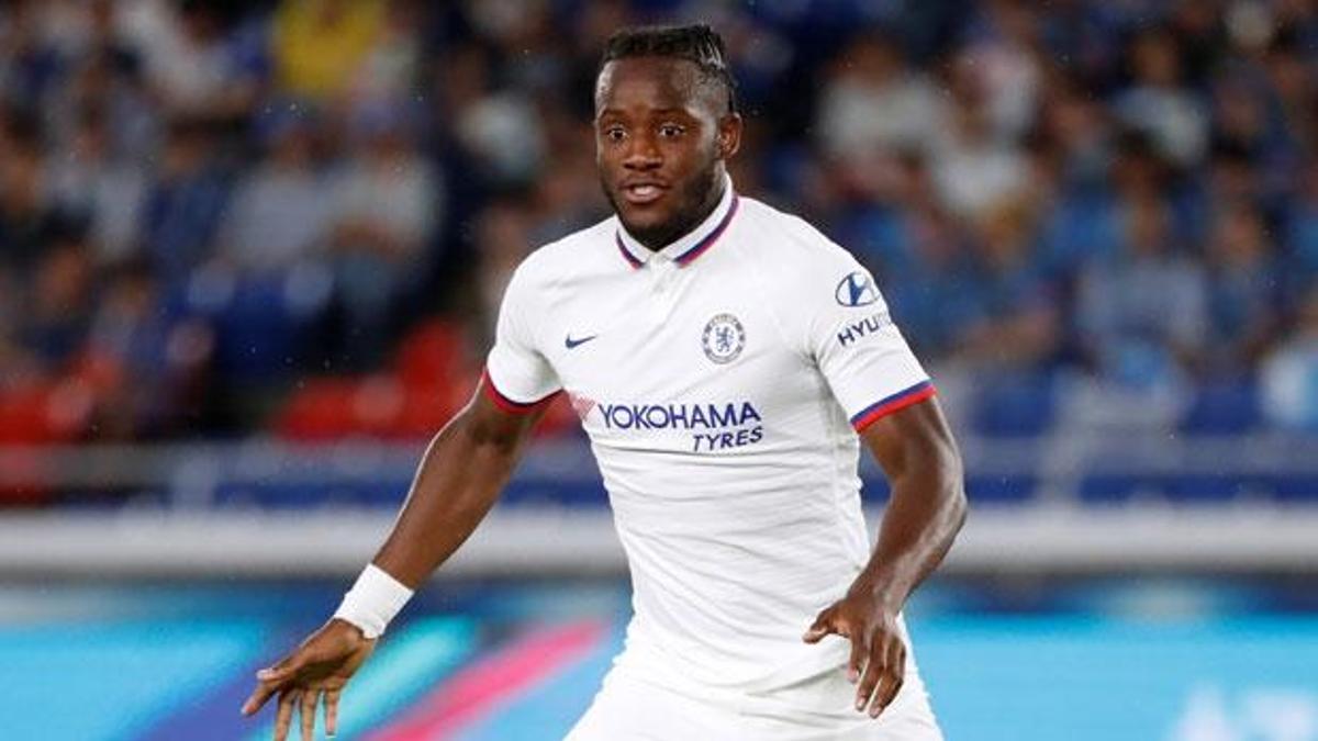 Fenerbahçe Batshuayi ile masada!
