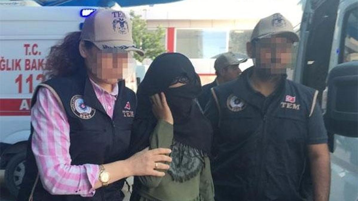 YPG'li terörist, 'oyuncak ayı'lı bombayı cep telefonuyla patlatacaktı