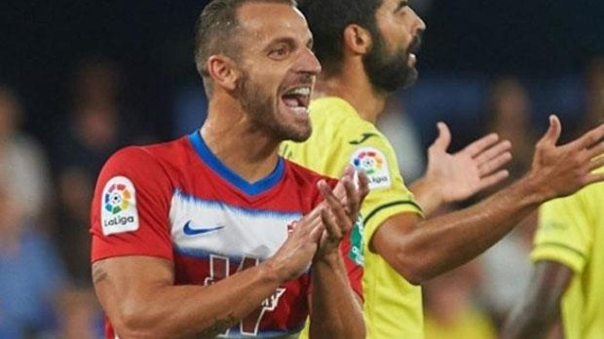 Soldado golle başladı tarihe geçti!