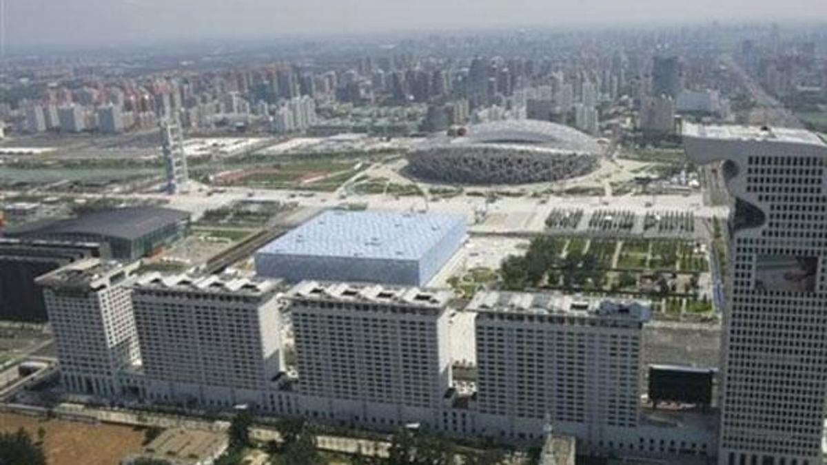 Kaçak milyarderin gökdeleni, alışveriş sitesinde satıldı