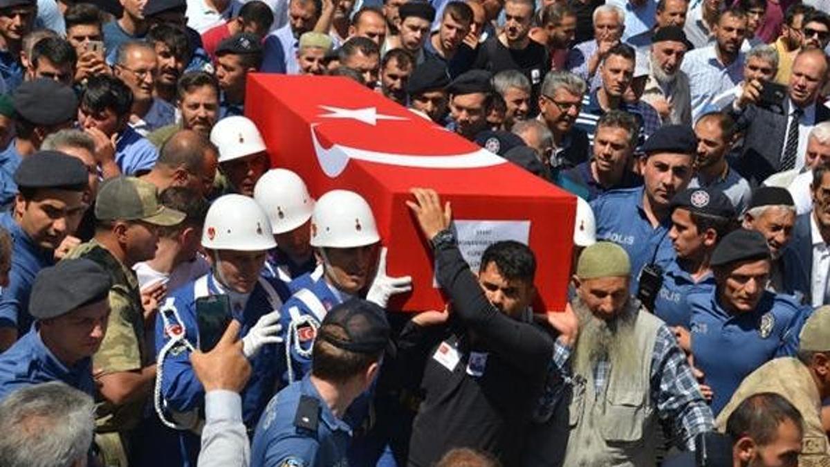 Şehitlerimizi uğurladık