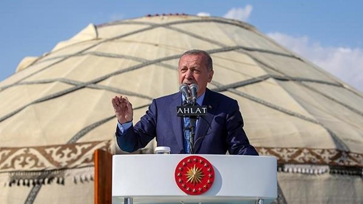 Cumhurbaşkanı Erdoğan: Heveslerini kursaklarında bırakmayı sürdüreceğiz