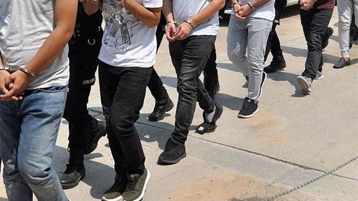 Peş peşe FETÖ operasyonları: Gözaltılar var