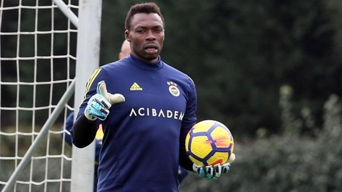 Carlos Kameni Fenerbahçe'den ayrıldı!