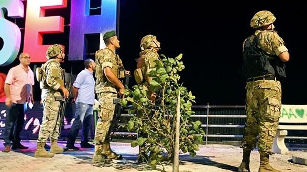 Tansiyon iyice yükseldi! Ve ilk ateş!