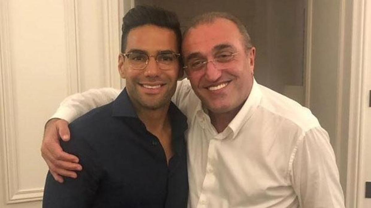 Falcao'da fotoğraf krizi bitmiyor!