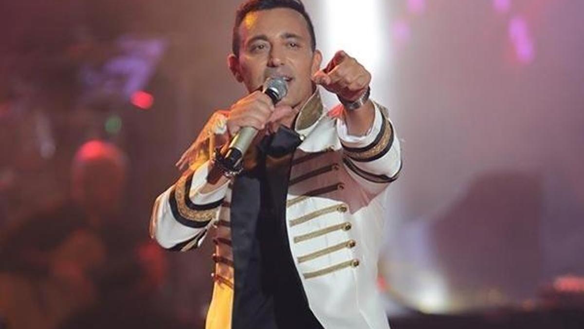 Harbiye'de yine yeniden Mustafa Sandal izdihamı