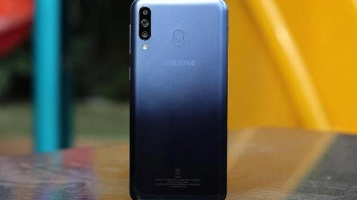 Samsung Galaxy M30s geliyor!