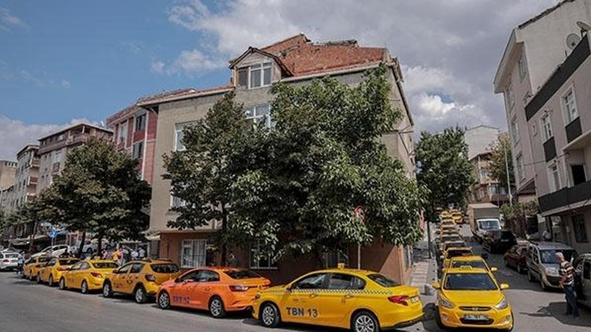 Taksiciler "Ayar" kuyruğunda!