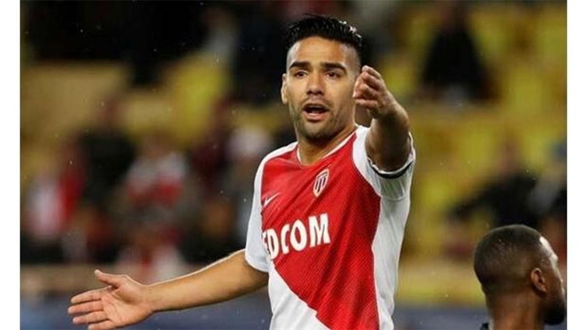 Galatasaray Falcao'yu resmen açıkladı!