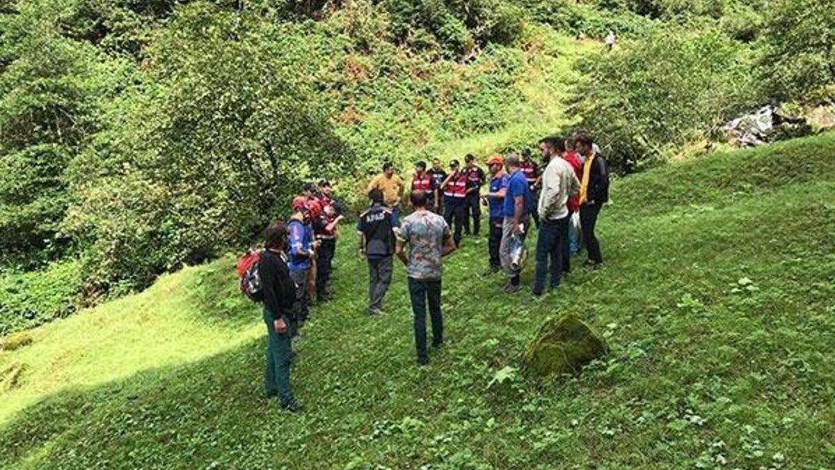 Kamp için çıktıkları yaylada kaybolan 6 kişi, drone ile aranıyor