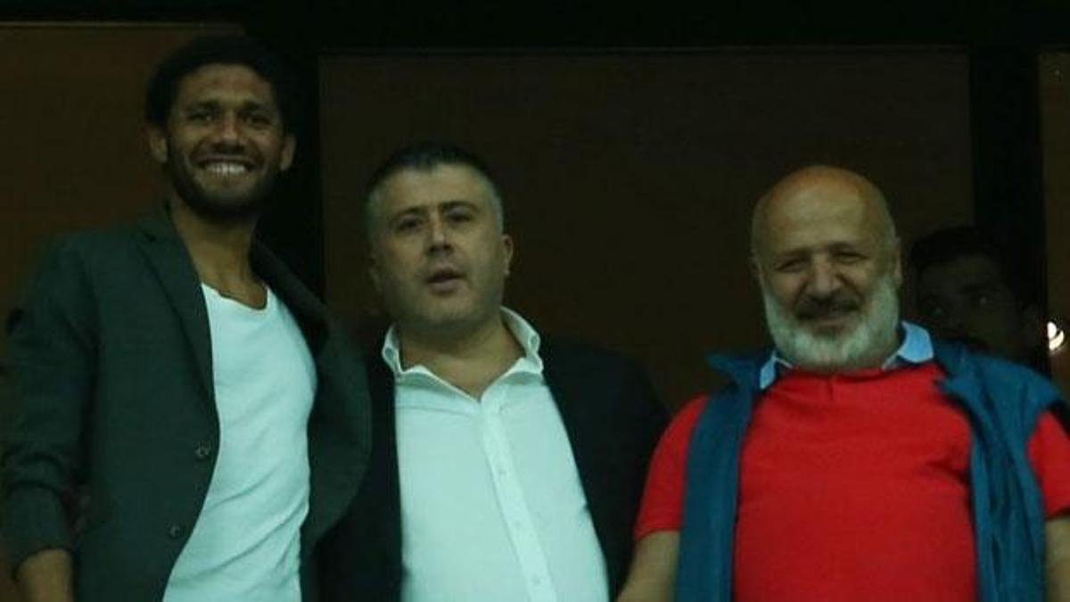 Elneny taraftara hayran kaldı!