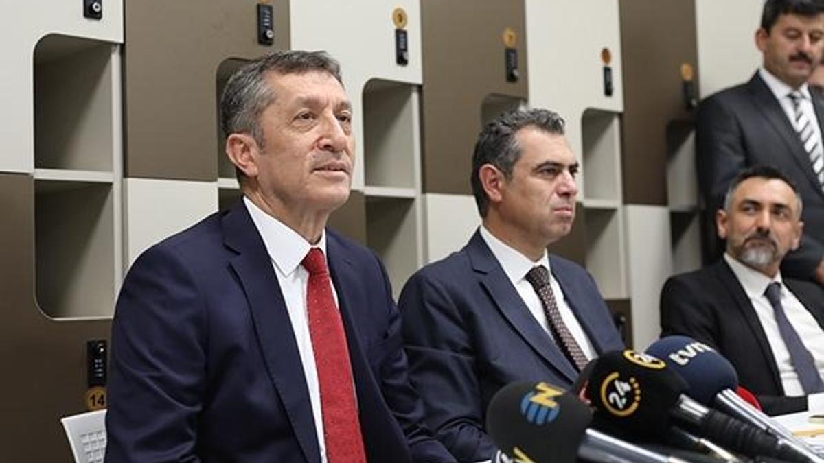 Liselerde yeni model! İngilizceye eğitimi...