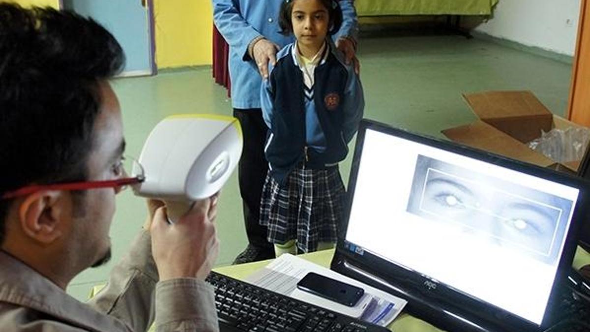 Bakanlık 81 ile genelge gönderdi! Göz taramasının kapsamı genişletildi