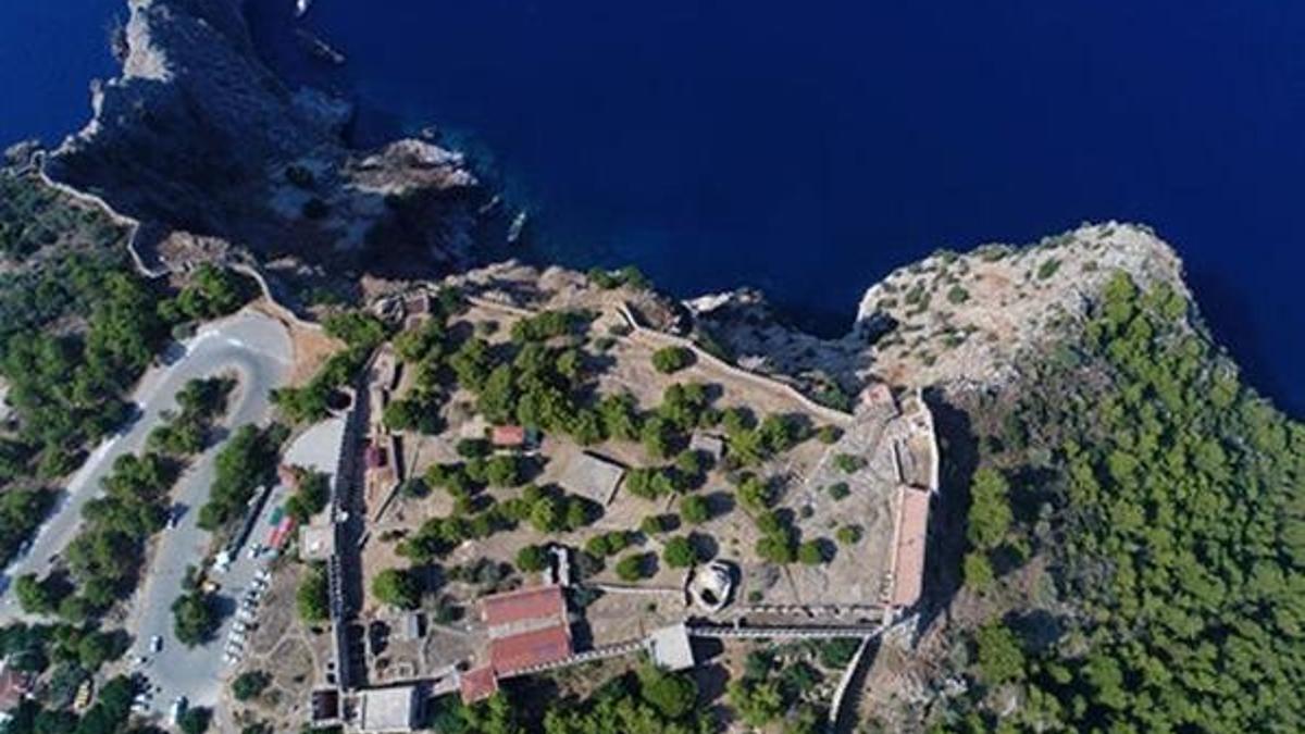 Alanya'da bulundu! Üzerindeki figür daha önce hiç görülmedi