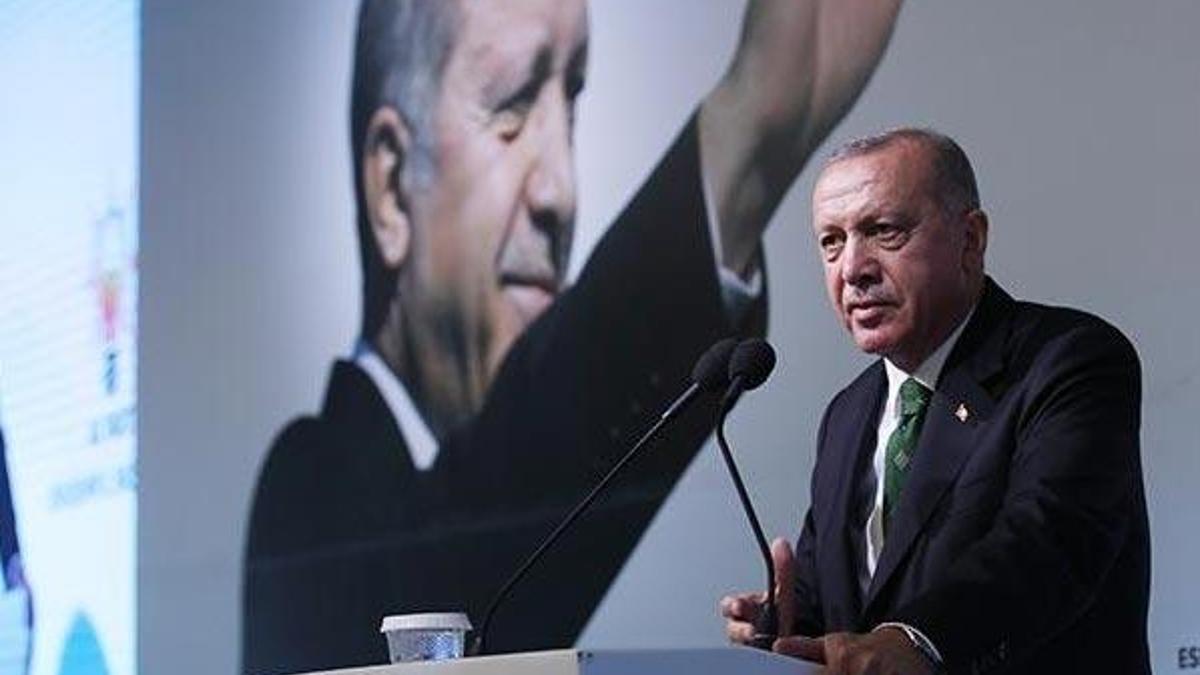 Cumhurbaşkanı Erdoğan'dan faiz açıklaması: Perşembe günü daha da düşecek!