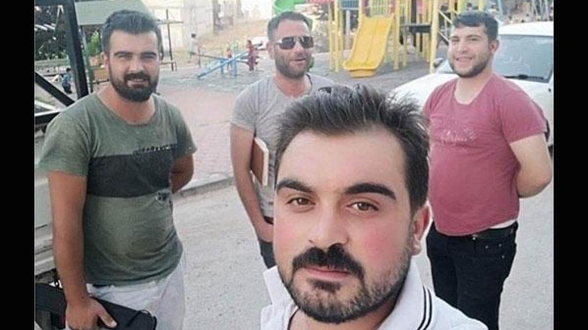 Bu fotoğraftakilerin hepsi aynı kavgada öldü