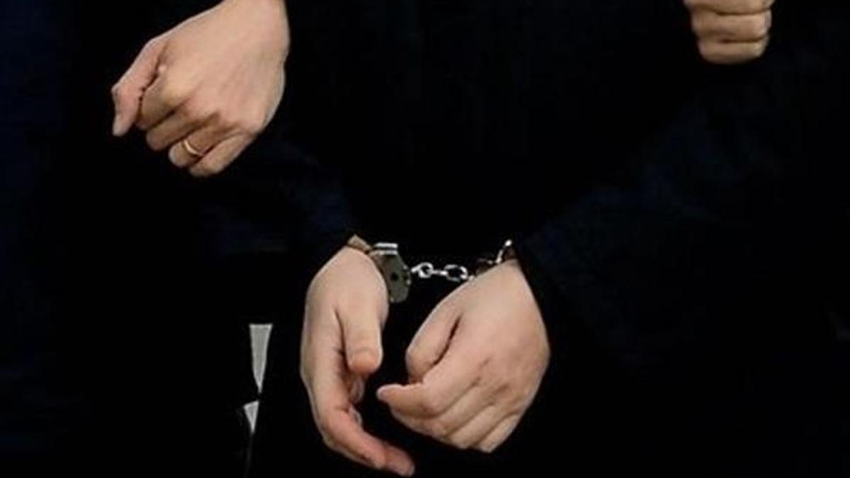 Eski vali yardımcısına FETÖ'den hapis