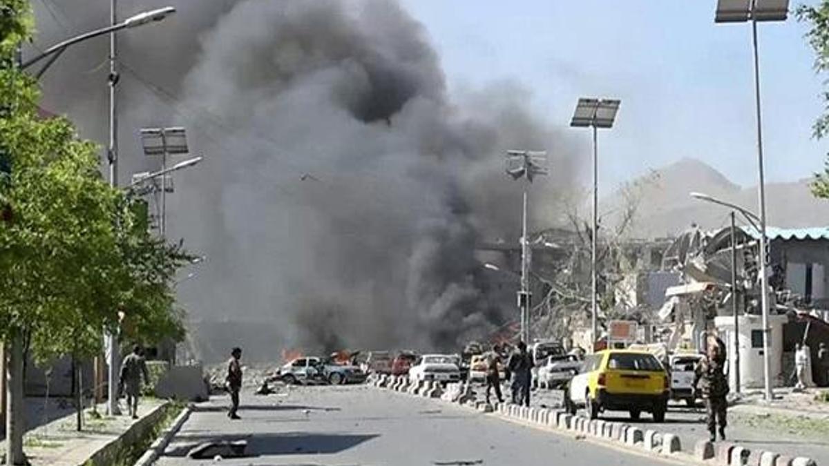 Afganistan Cumhurbaşkanı Gani'nin mitinginde bombalı saldırı