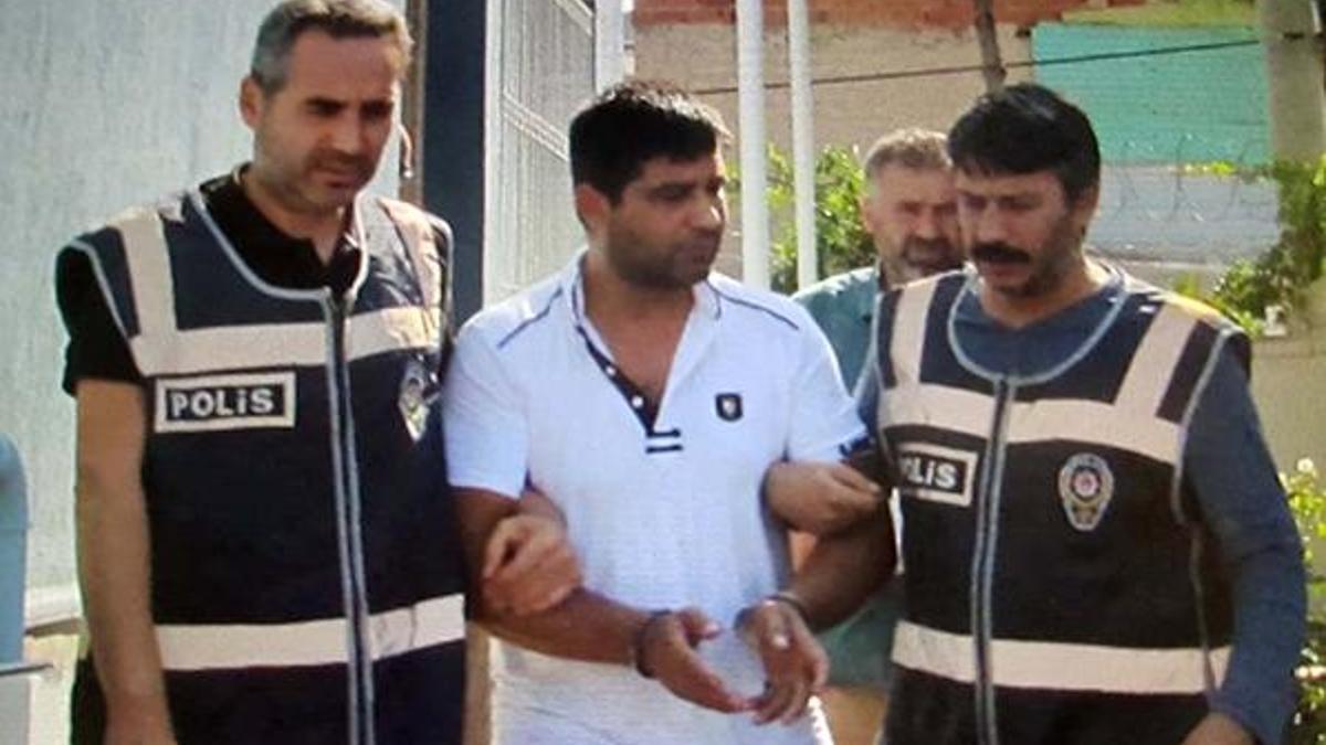 Cezaevi firarisi tatil dönüşü sahte kimlikle yakalandı