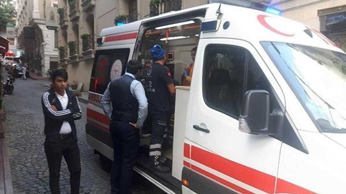 İstanbul'da otelde yangın paniği!
