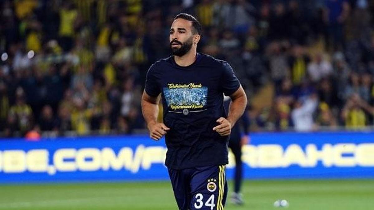 Adil Rami'yi yerden yere vurdular: 'Büyük aptallık!'