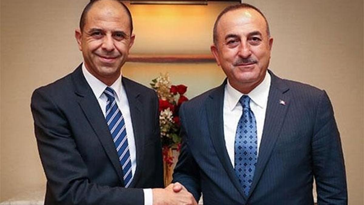 Dışişleri Bakanı Çavuşoğlu, KKTC'li mevkidaşıyla görüştü