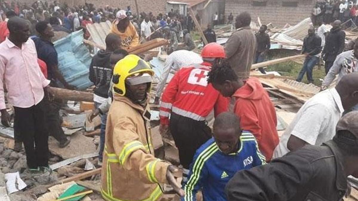 Kenya'da okul dersliği çöktü: 7 ölü