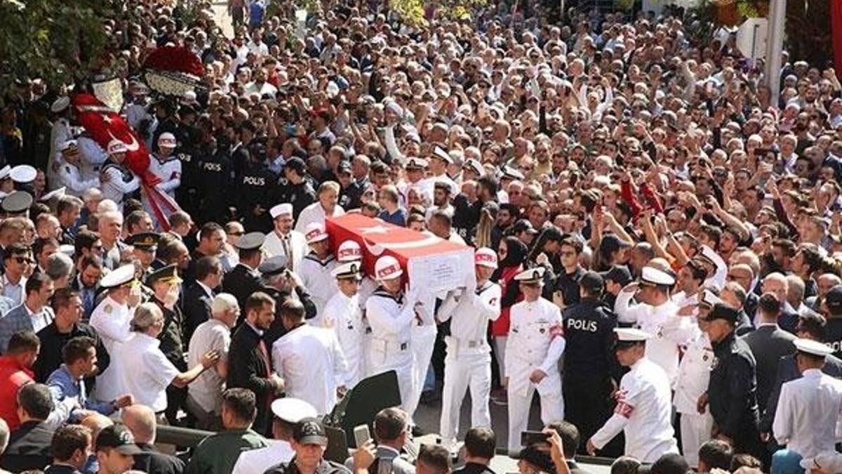 Şehit astsubay Tantürk son yolculuğuna uğurlandı