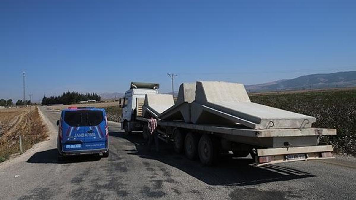 Sınır birliklerine beton blok sevkiyatı