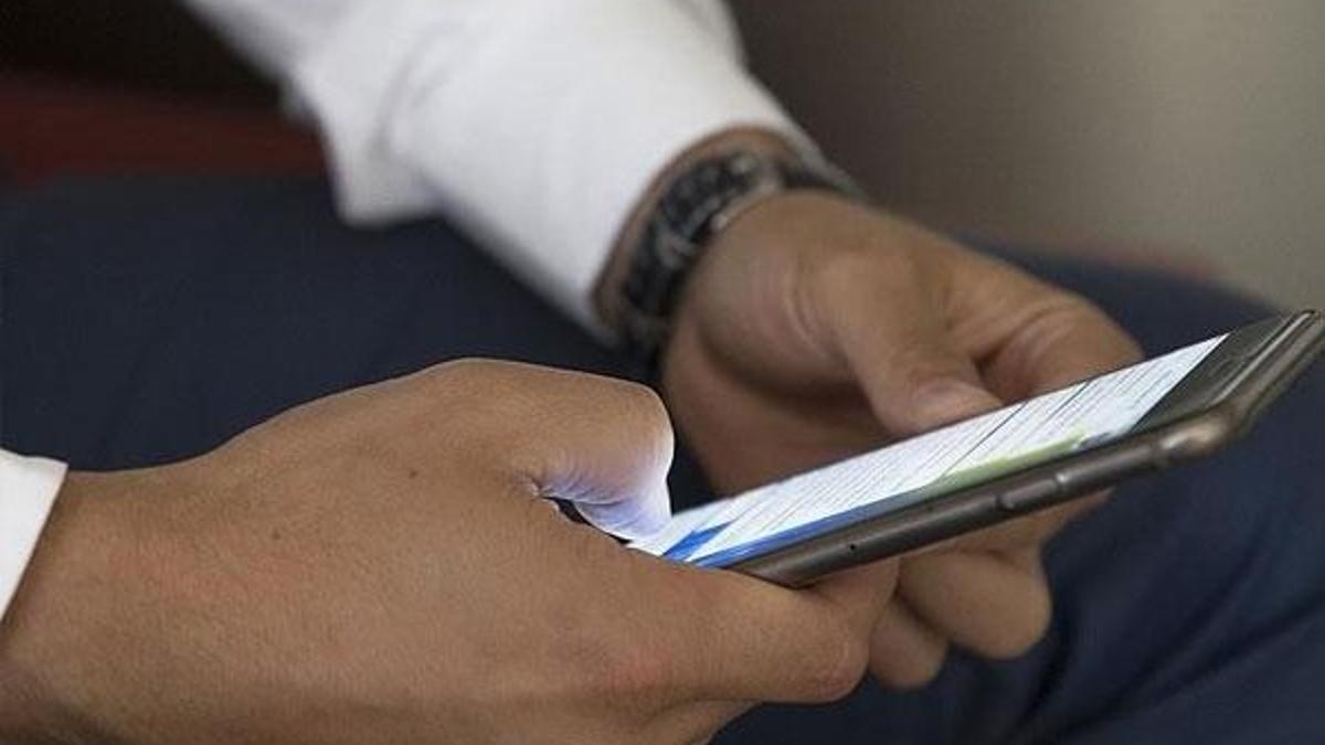 Deprem anında haberleşmek için telefonunuzu böyle kullanın!