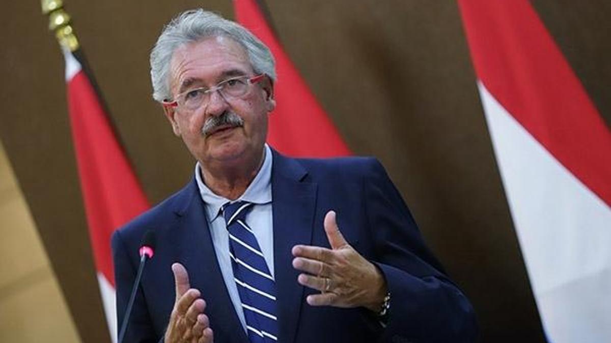"Türkiye ağır bir yük omuzluyor"