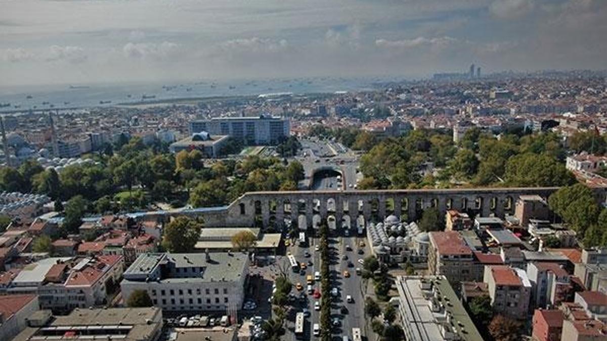 İstanbul'un göbeğinde tarihi buluntulara ulaşıldı