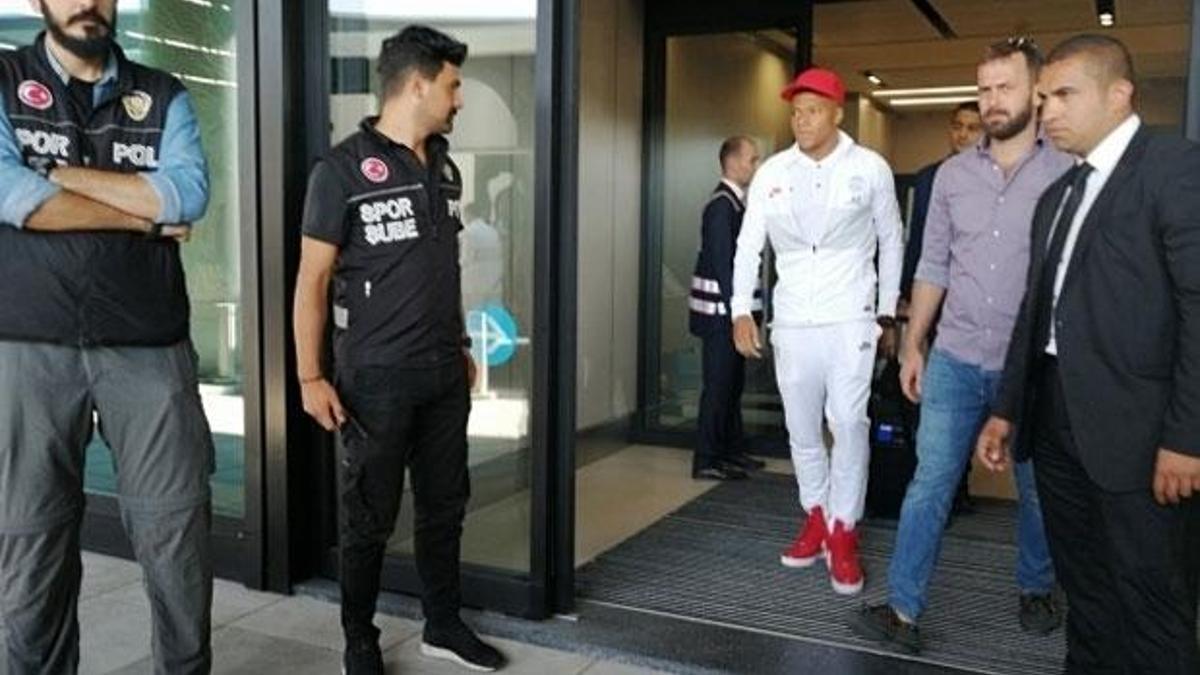 Paris Saint Germain İstanbul'a geldi