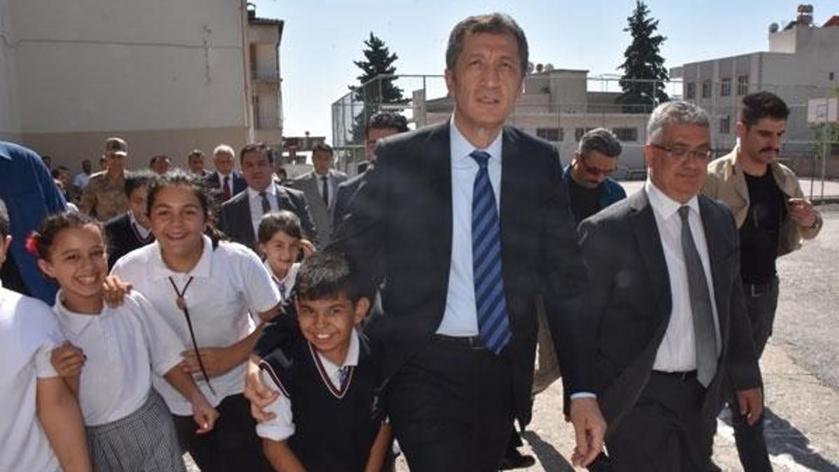 MEB, deprem görüntülerini afet eğitiminde kullanacak