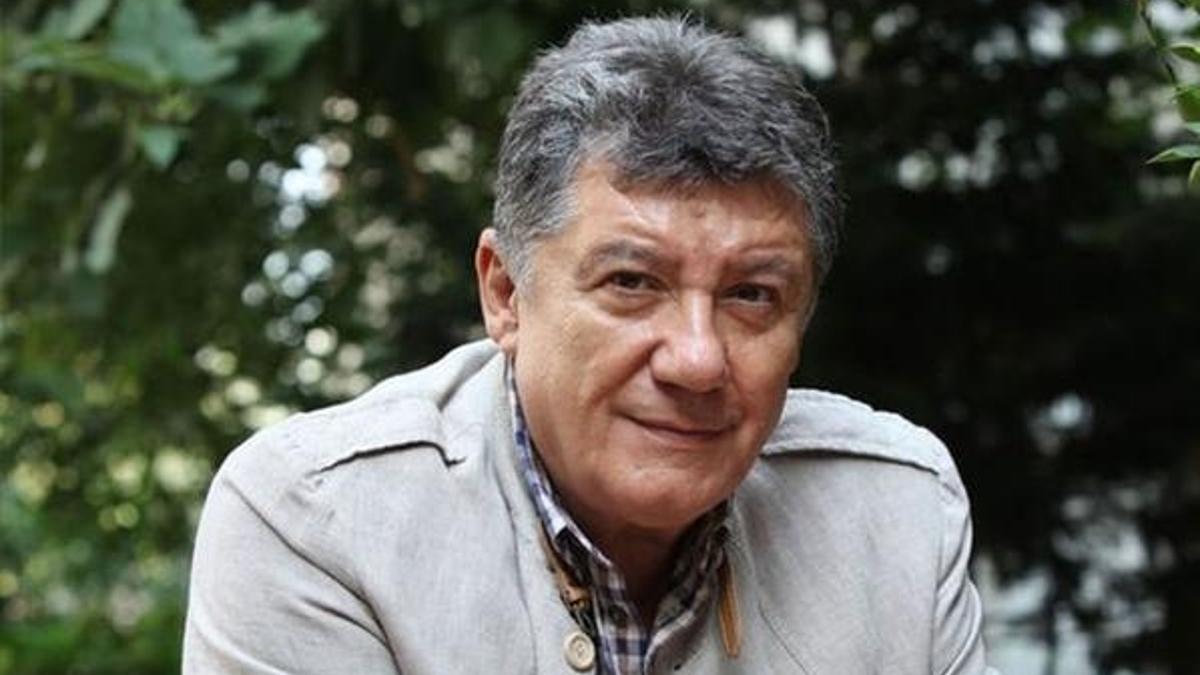 Tarık Ünlüoğlu hayatını kaybetti