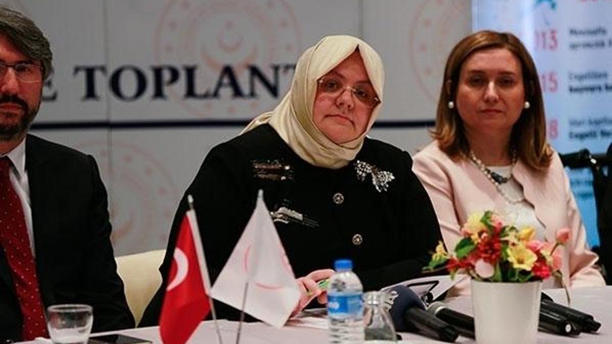 Bakan Selçuk açıkladı: O süre 10 aya uzatıldı!