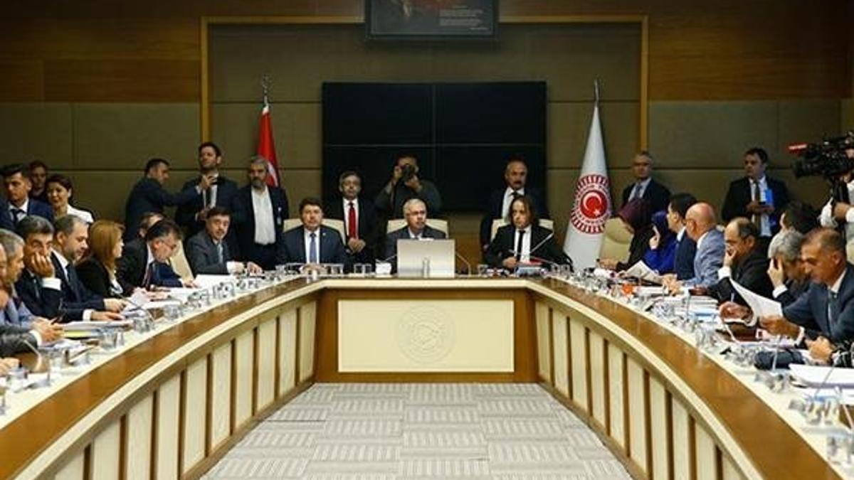 Avukata yeşil pasaport komisyonda kabul edildi!