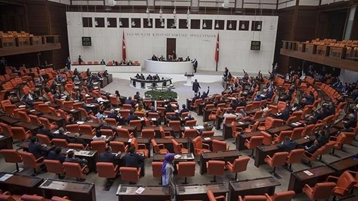 Fırat'ın doğusuna olası operasyona siyasi partilerden destek mesajları
