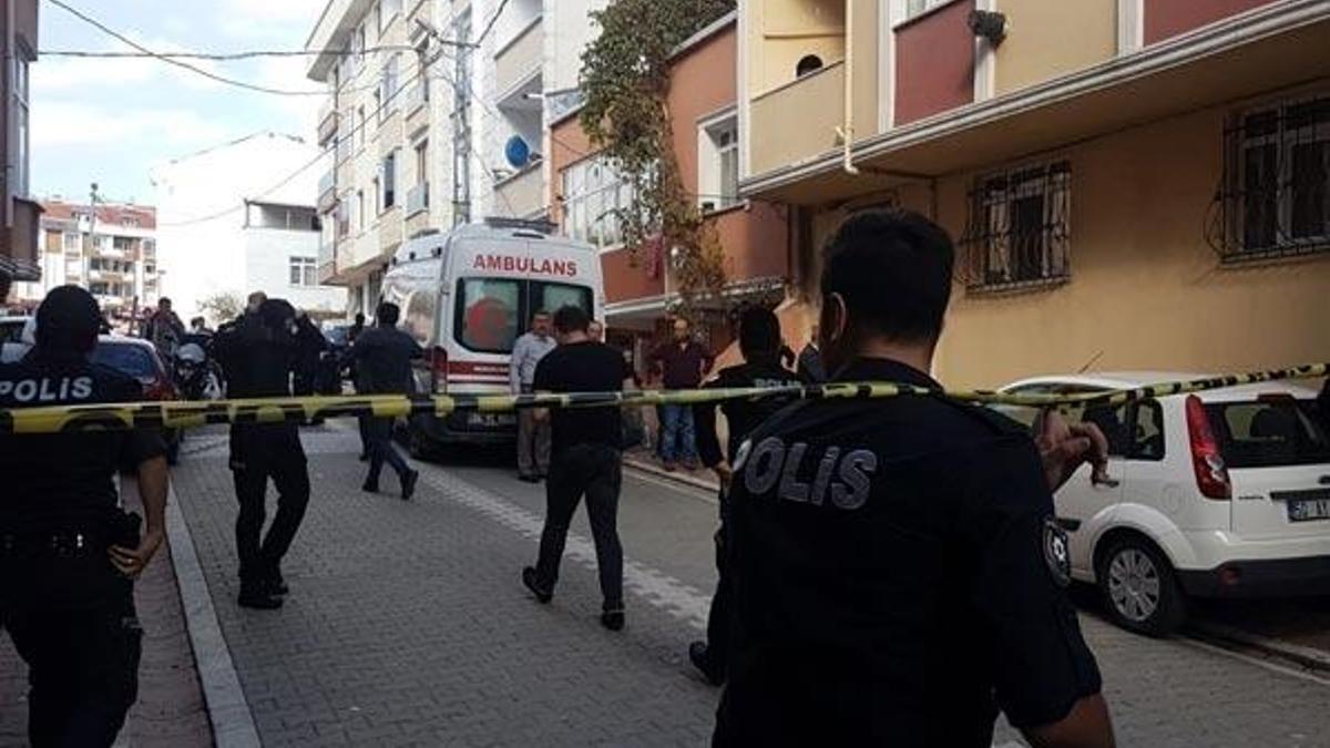 Esenyurt'ta korkunç olay! Boğazı kesilerek öldürüldü