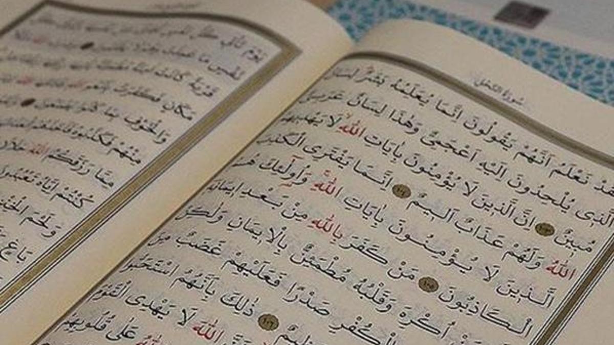 Fetih Suresi oku! Fetih suresi Arapça - Türkçe meali! Neden Fetih suresi okunuyor