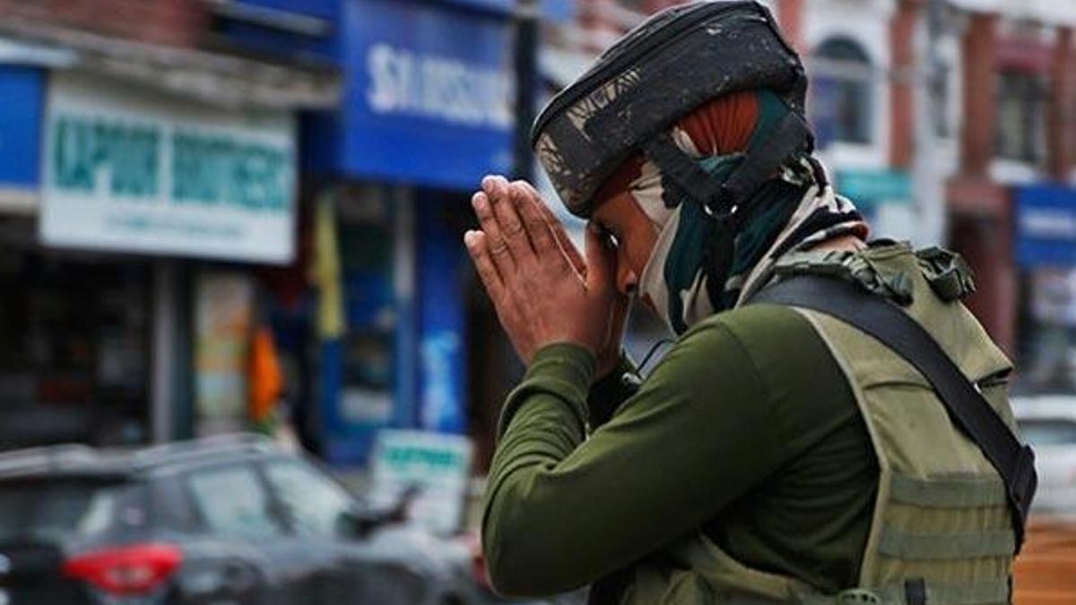 Hindistan'da otobüs faciası: 7 ölü!